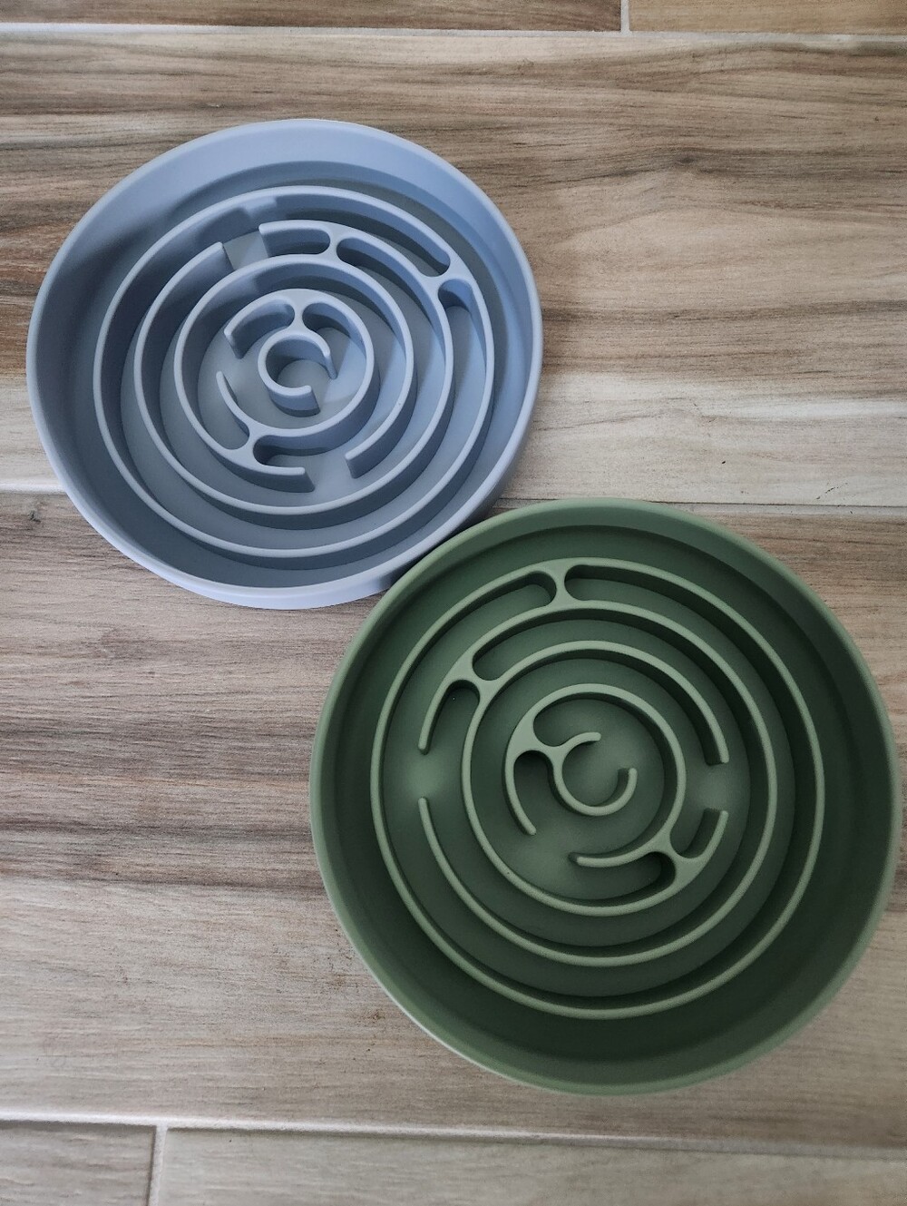 Coomazy Slow Feeder Silicone Dog Bowls Set